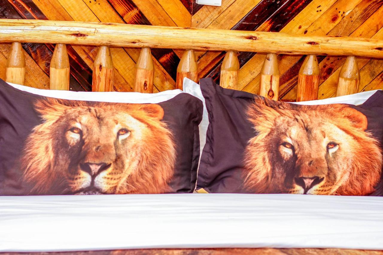 Amanya 1 -Bed King Lion Tent Амбосели Екстериор снимка