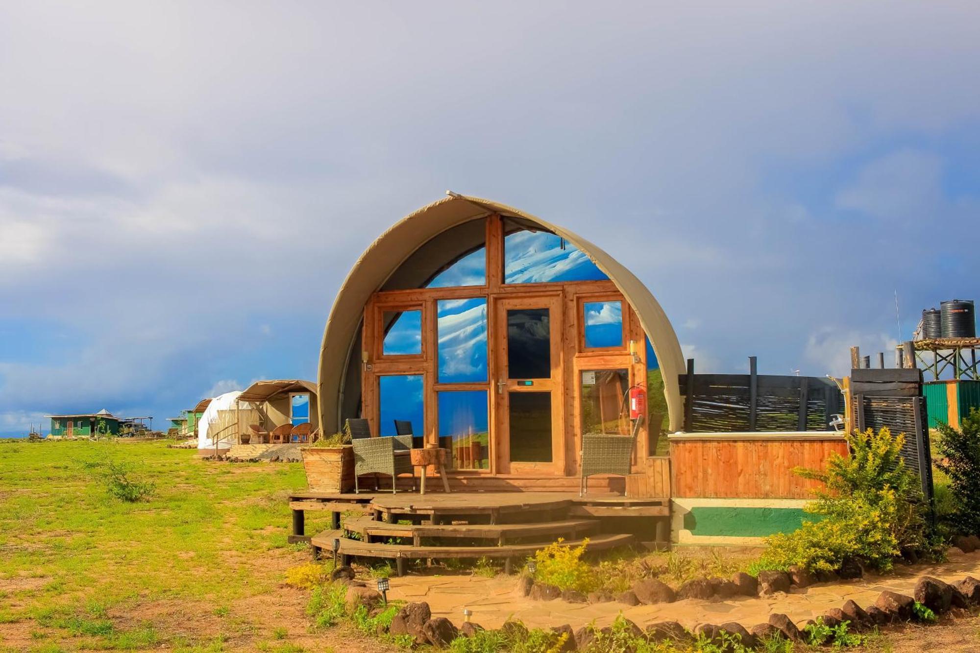 Amanya 1 -Bed King Lion Tent Амбосели Екстериор снимка